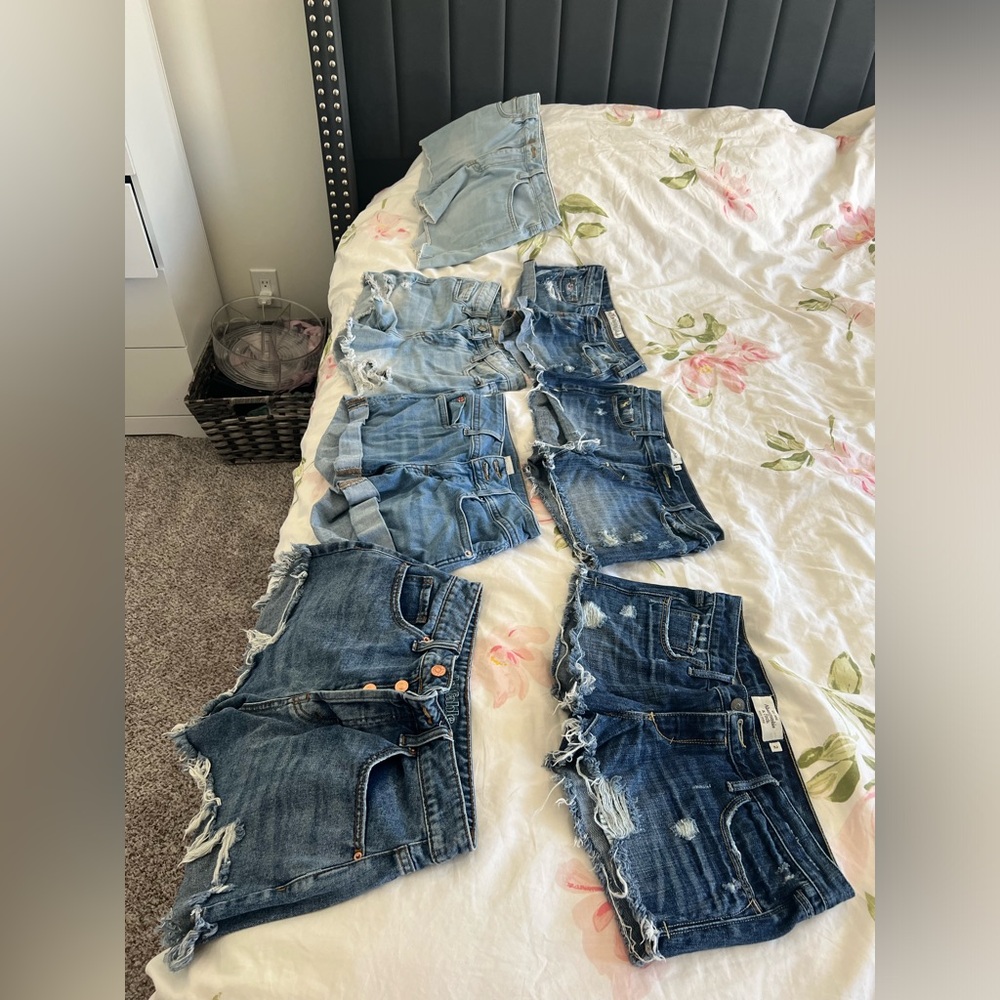 Women’s shorts - name brands!
